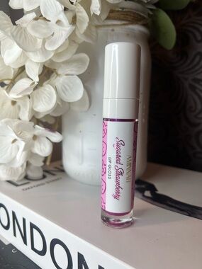 Aminnah Sugared Strawberry Lip Gloss